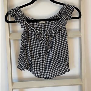 Cute billabong crop top